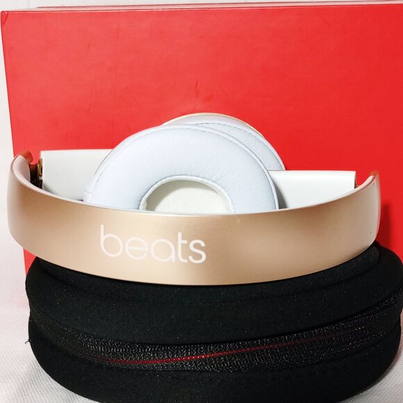 Beats Wireless Bluetooth Headphones Gold - Picture 1 of 5